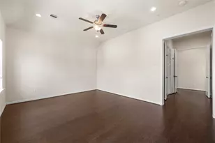 8911 Wind Springs Dr, Houston, TX 77080 - Photo 21