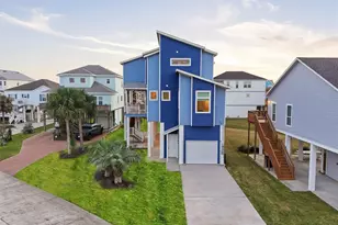 4118 Defender Ln, Galveston, TX 77554 - Photo 1