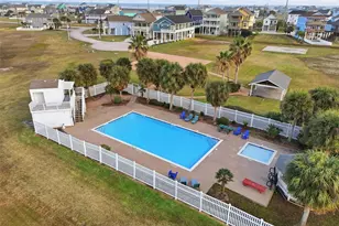 4118 Defender Ln, Galveston, TX 77554 - Photo 23