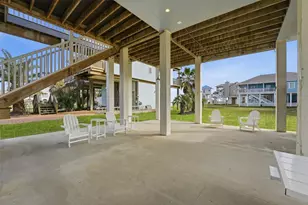 4118 Defender Ln, Galveston, TX 77554 - Photo 25