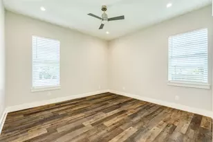 3228 Avenue R, Galveston, TX 77550 - Photo 13