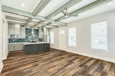 3228 Avenue R #2, Galveston, TX 77550 - Photo 7