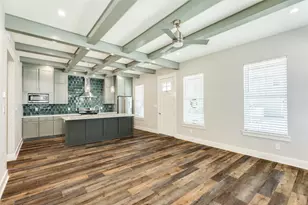 3228 Avenue R, Galveston, TX 77550 - Photo 7