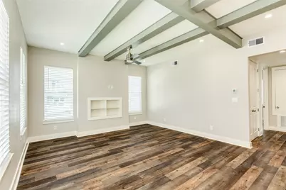 3228 Avenue R #2, Galveston, TX 77550 - Photo 5
