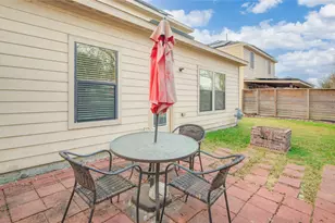 679 Fallow Ln, Alvin, TX 77511 - Photo 35