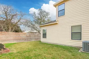 679 Fallow Ln, Alvin, TX 77511 - Photo 37