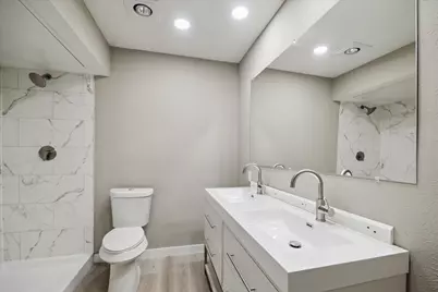 6726 Gettysburg Drive, Richmond, TX 77469 - Photo 11