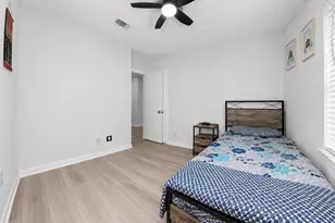 12423 Tambourine Dr, Houston, TX 77477 - Photo 29