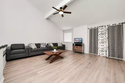 12423 Tambourine Drive, Houston, TX 77477 - Photo 17