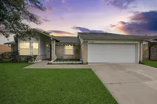 12423 Tambourine Dr, Houston, TX 77477 - Photo 3