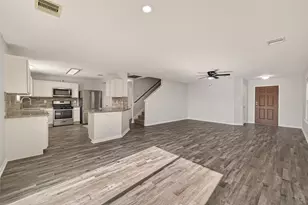 7130 Cypress Pr Dr, Cypress, TX 77433 - Photo 7