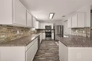 7130 Cypress Pr Dr, Cypress, TX 77433 - Photo 9