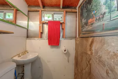 9226 E Avenue Q, Houston, TX 77012 - Photo 23