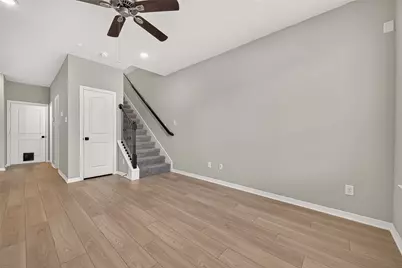 8033 Scanlan Trail, Missouri City, TX 77459 - Photo 7