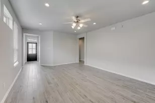 1229 Red Hills Dr, Rosharon, TX 77583 - Photo 7
