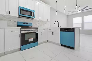 8216 Locksley Rd, Houston, TX 77078 - Photo 5