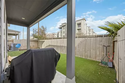 8104 Morning Melody Drive, Houston, TX 77063 - Photo 29