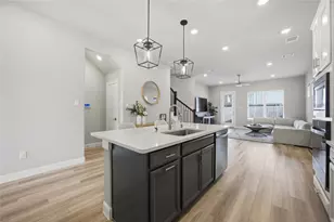 8104 Morning Melody Dr, Houston, TX 77063 - Photo 7