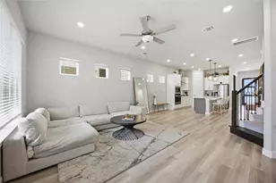 8104 Morning Melody Dr, Houston, TX 77063 - Photo 9