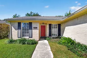 9815 Kerry Glen Ln, Houston, TX 77078 - Photo 3