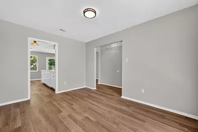 9815 Kerry Glen Lane, Houston, TX 77078 - Photo 7