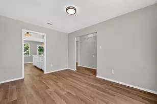 9815 Kerry Glen Ln, Houston, TX 77078 - Photo 7