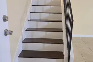 752 Memorial Mews St, Houston, TX 77079 - Photo 9