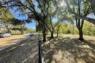 752 Memorial Mews St, Houston, TX 77079 - Photo 17