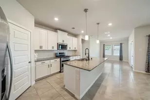 2011 Stella Pne Dr, Tomball, TX 77375 - Photo 9