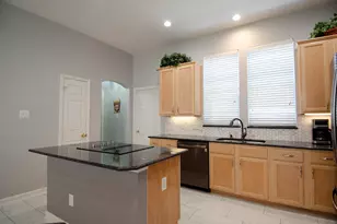 1211 Campton Ct, Houston, TX 77055 - Photo 17