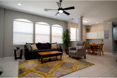 1211 Campton Court, Houston, TX 77055 - Photo 9