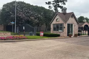 1211 Campton Ct, Houston, TX 77055 - Photo 35