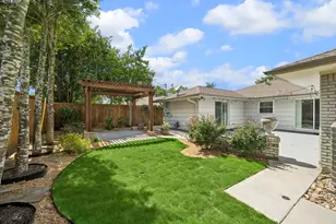 2202 Lazybrook Dr, Houston, TX 77008 - Photo 15