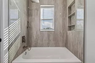3344 Sanders St, Houston, TX 77004 - Photo 47