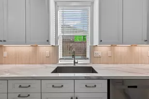 3344 Sanders St, Houston, TX 77004 - Photo 19