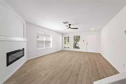 22511 Sweetglen Court, Spring, TX 77373 - Photo 5