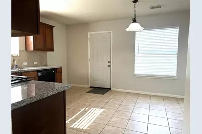 9019 N Ferndale Place Drive, Houston, TX 77064 - Photo 9