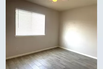 9019 N Ferndale Place Drive, Houston, TX 77064 - Photo 17