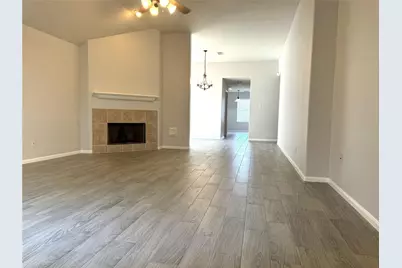 9019 N Ferndale Place Drive, Houston, TX 77064 - Photo 5