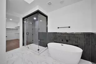 4406 Tucker Ln, Seabrook, TX 77586 - Photo 13