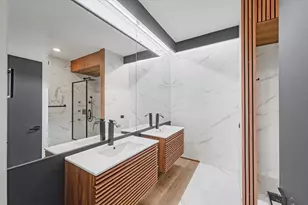 651 Bering Dr, Houston, TX 77057 - Photo 23