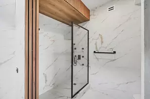 651 Bering Dr, Houston, TX 77057 - Photo 21