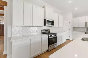 2912 CAPTAIN CT, Bryan, TX 77808 - Photo 13