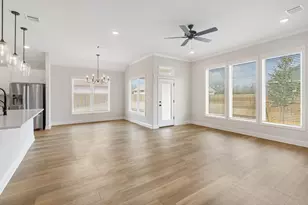 2912 CAPTAIN CT, Bryan, TX 77808 - Photo 9