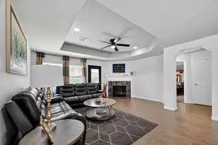 10518 Tenleyton Ln, Houston, TX 77075 - Photo 9