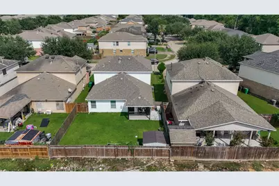 10518 Tenleyton Lane, Houston, TX 77075 - Photo 45