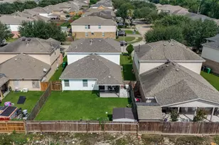 10518 Tenleyton Ln, Houston, TX 77075 - Photo 45