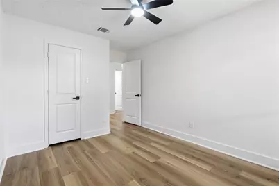 7315 Puerta Vallarta Drive, Houston, TX 77083 - Photo 15