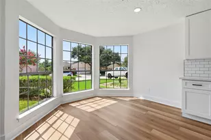 7315 Puerta Vallarta Dr, Houston, TX 77083 - Photo 9