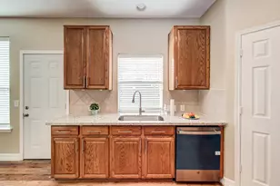 419 Thorpe Springs Dr, Richmond, TX 77469 - Photo 17